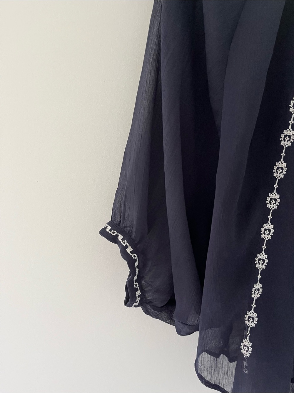 Lucky Brand Navy Sheer Boho Embroidered Top Lightweight and Flowy XS/S - Picture 5 of 10